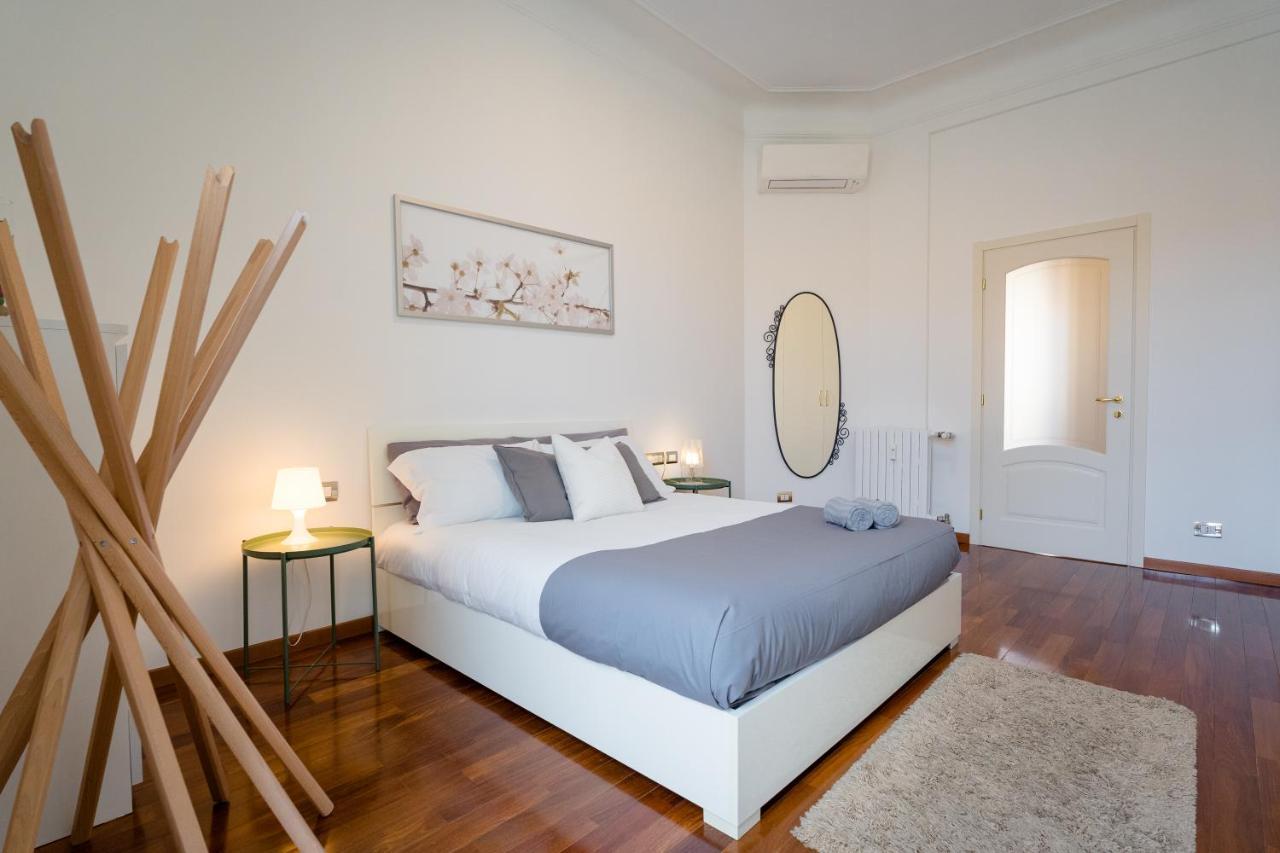 Cinque Vie Floor - Center Apartment Mailand