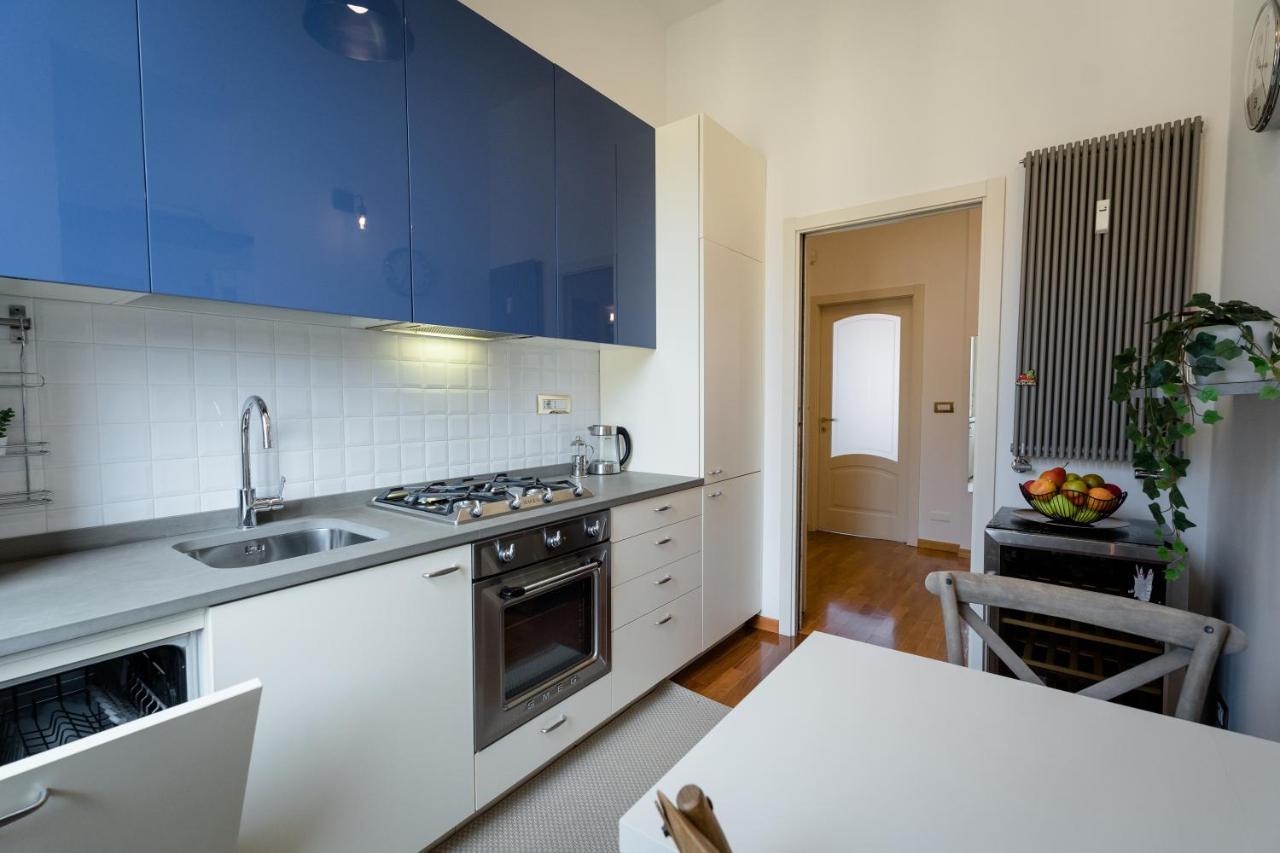 Cinque Vie Floor - Center