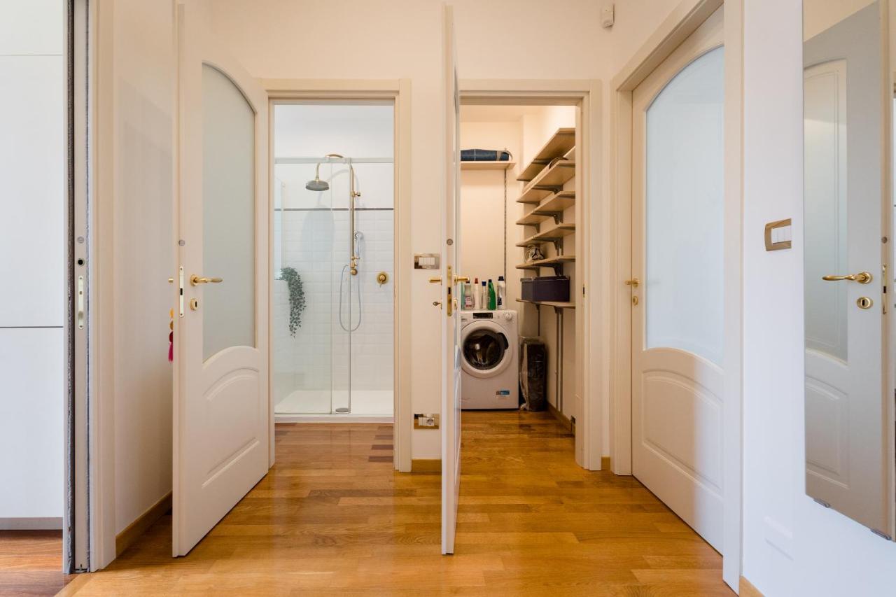 Cinque Vie Floor - Center Apartment
